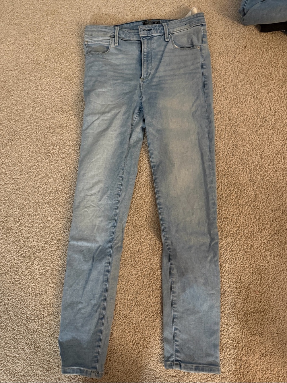 Abercrombie super skinny high rise 6S
